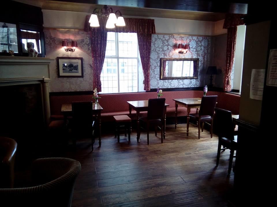 The Bulls Head Hotel Milnthorpe Exterior photo